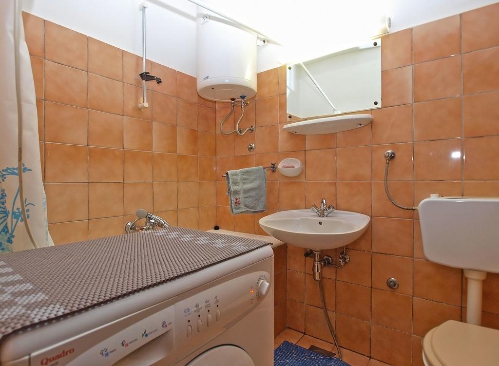 Apartment Stipe 1444 Marčana Dış mekan fotoğraf