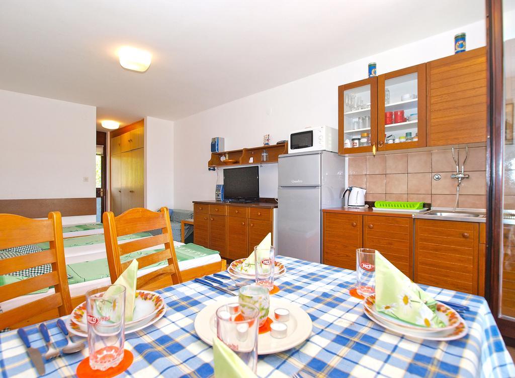 Apartment Stipe 1444 Marčana Dış mekan fotoğraf